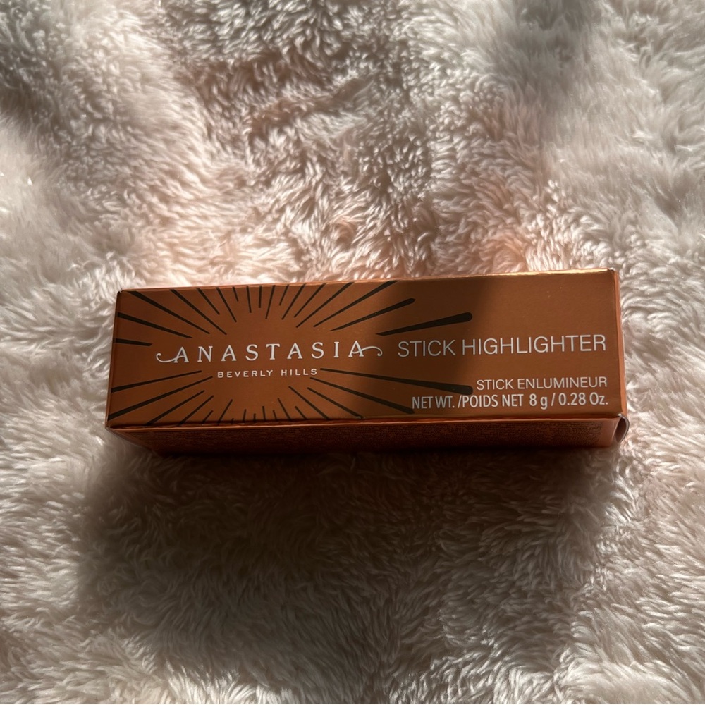 Anastasia Beverly Hills Stick Highlighter Shade Iced Out- Brand New